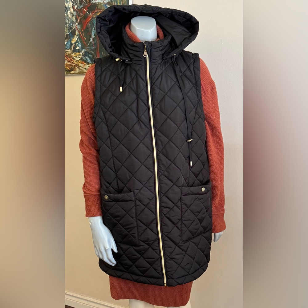 NWT  Northern Reflections Black Quilted Vest with Detachable Hood